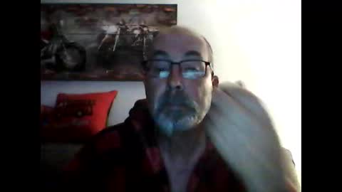 me at home online show from 05.03.26