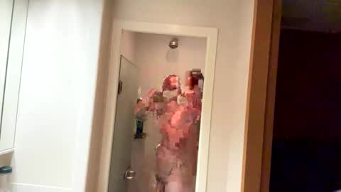 Meau Lest online show from 02.16.26