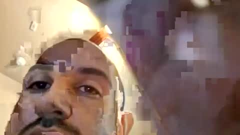 Snapshot of mechanix88 chatting on 09.17.25 Bruh online show from 09.17.25