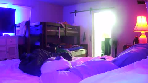 mecrago online show from 12.18.25