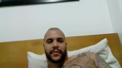 Snapshot of medellindrak chatting on 02.24.25 filippoae online show from 02.24.25