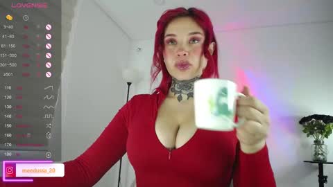 Johana  online show from 10.30.25