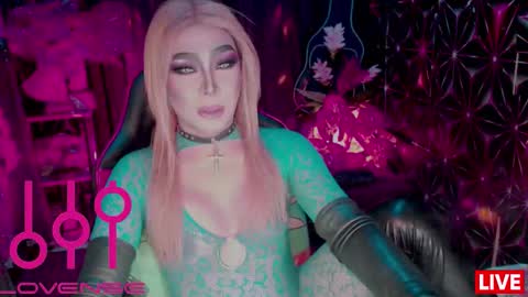 THE QUEEN ALPHA   Queen Medusa Prey online show from 03.05.26