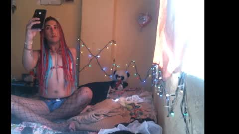 Snapshot of meduza24 chatting on 02.15.25 meduza online show from 02.15.25