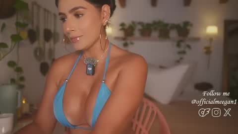 Andrea  online show from 05.25.26