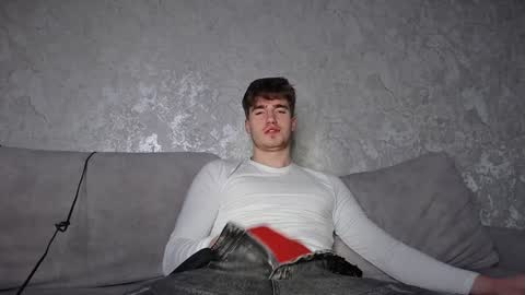 Snapshot of megamaxxxl chatting on 01.28.25 Max online show from 01.28.25