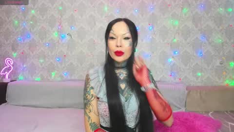 Snapshot of megan_blackmoon chatting on 02.14.25 Helena Tuman online show from 02.14.25