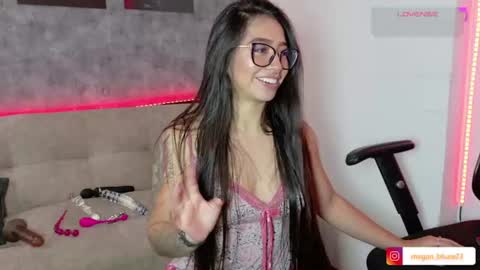 Megan Bluee online show from 07.01.26