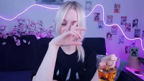 Megan and Anna online show from 01.17.26