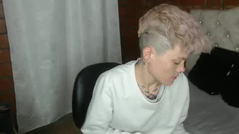 Snapshot of megan_coop3r_ chatting on 05.10.26 Megan and sophi online show from 05.10.26