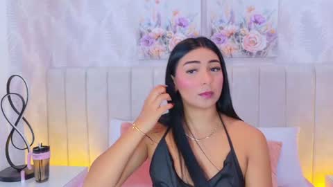 Snapshot of megan_cruzgb chatting on 07.10.26 Carolina Paez online show from 07.10.26