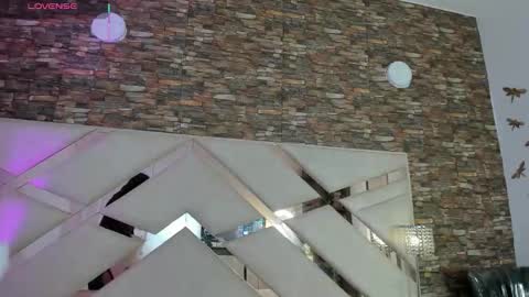     online show from 11.25.25