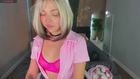 Megan Fosterr online show from 07.29.26