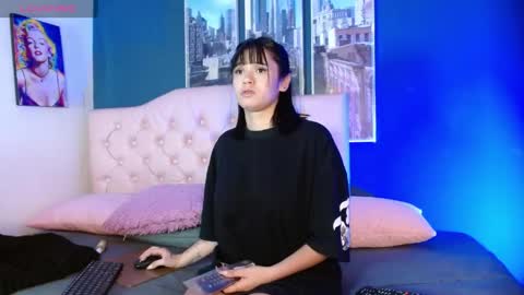 Snapshot of megan_lr chatting on 05.05.26 Valentina online show from 05.05.26