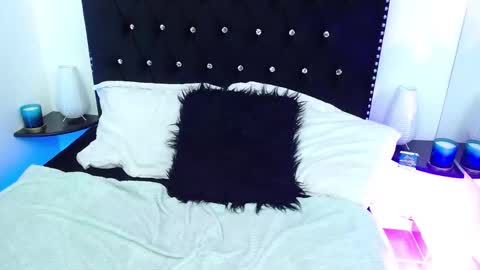 Snapshot of megan_saint chatting on 09.11.25 megan_saint online show from 09.11.25