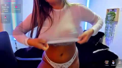 Snapshot of megan_stacked chatting on 11.12.25 Megan online show from 11.12.25