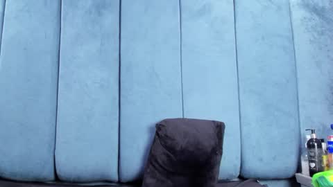 megan_thompsonn_ online show from 04.17.26