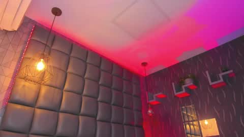 Megan online show from 04.16.26