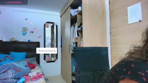 M E G A N   online show from 06.06.26