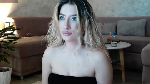 Megan online show from 05.14.26