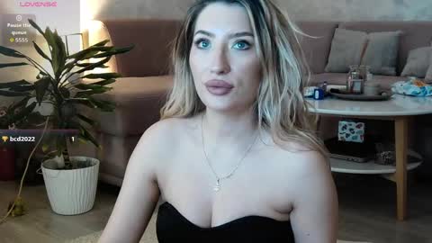 Megan online show from 05.18.26