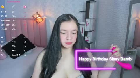 Snapshot of megancero chatting on 05.27.26 Megan online show from 05.27.26