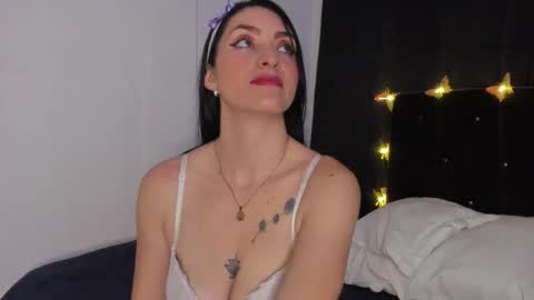 Megan Hofman online show from 03.17.26