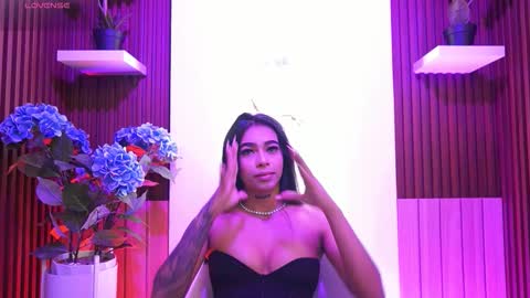 Snapshot of meganlowell chatting on 02.13.26 Megan Lowell online show from 02.13.26