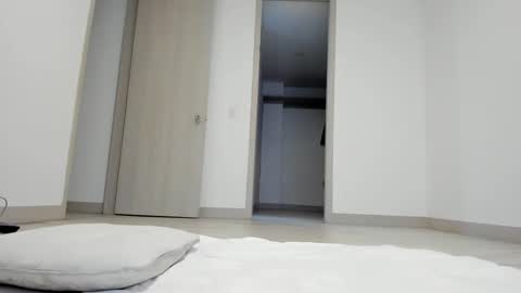 meganmir1 online show from 02.25.25