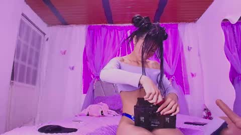 Snapshot of meganrouss7 chatting on 09.21.25 Megan online show from 09.21.25