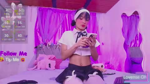 Snapshot of meganrouss7 chatting on 10.10.25 Megan online show from 10.10.25