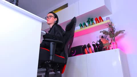 Megan online show from 02.05.26