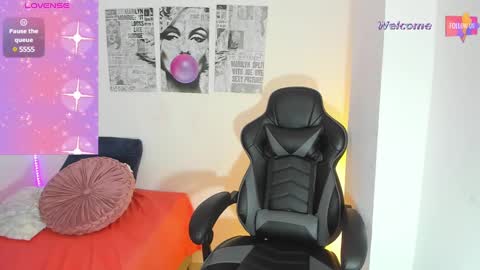 Snapshot of megantarly09 chatting on 02.07.25 MEGAN online show from 02.07.25