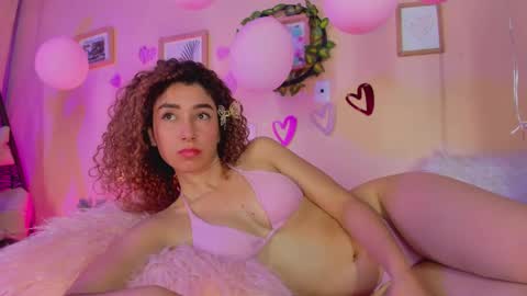 Snapshot of meggan_jade chatting on 02.22.25 Meggan online show from 02.22.25