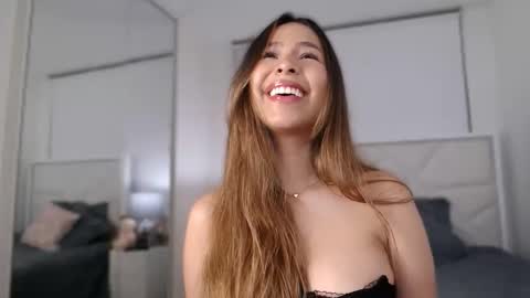 Meggui online show from 03.23.26