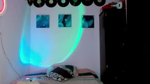 meghan_devil_ online show from 12.17.25