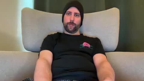 Snapshot of meholic chatting on 04.16.26 ChrisBigD online show from 04.16.26