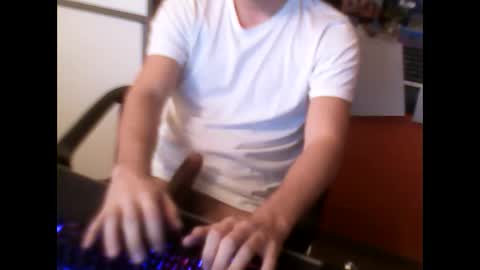 meks5544 online show from 12.13.24