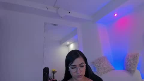 melan_owen online show from 07.11.26