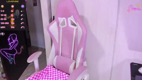 Melanie  Sweetness online show from 04.15.26