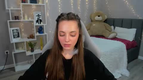 MelanieAlves online show from 02.11.26