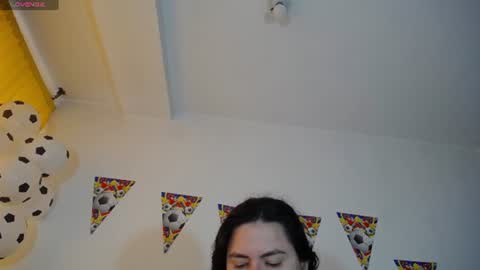 Melanie Parker online show from 06.16.26