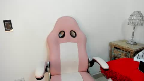 melaniie_foxx online show from 07.16.26