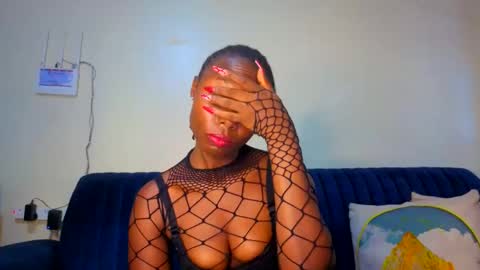 Snapshot of melanin_sassy96 chatting on 05.11.26 bad lil shawry online show from 05.11.26