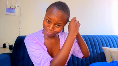 Snapshot of melanin_sassy96 chatting on 05.16.26 bad lil shawry online show from 05.16.26
