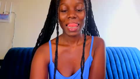 Snapshot of melanin_sassy96 chatting on 07.03.26 bad lil shawry online show from 07.03.26
