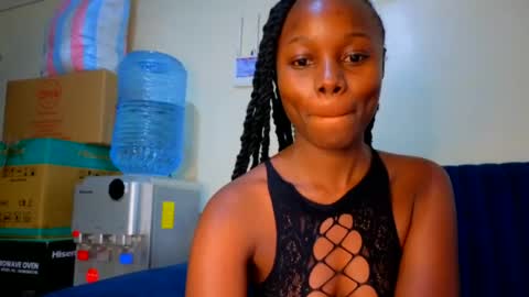 Snapshot of melanin_sassy96 chatting on 07.27.26 bad lil shawry online show from 07.27.26
