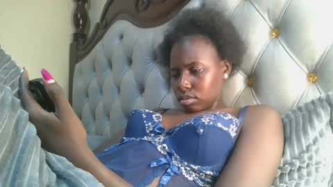 melaninblue online show from 02.04.26