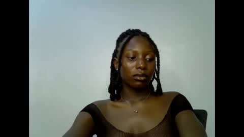 Snapshot of melanine_floral chatting on 01.20.25 Praiz online show from 01.20.25