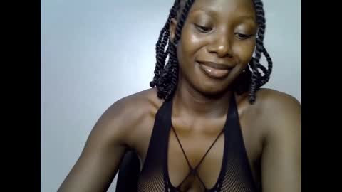 Snapshot of melanine_floral chatting on 01.21.25 Praiz online show from 01.21.25